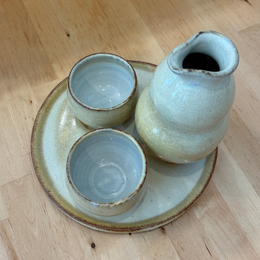 Cyrus Yellow Sake Set